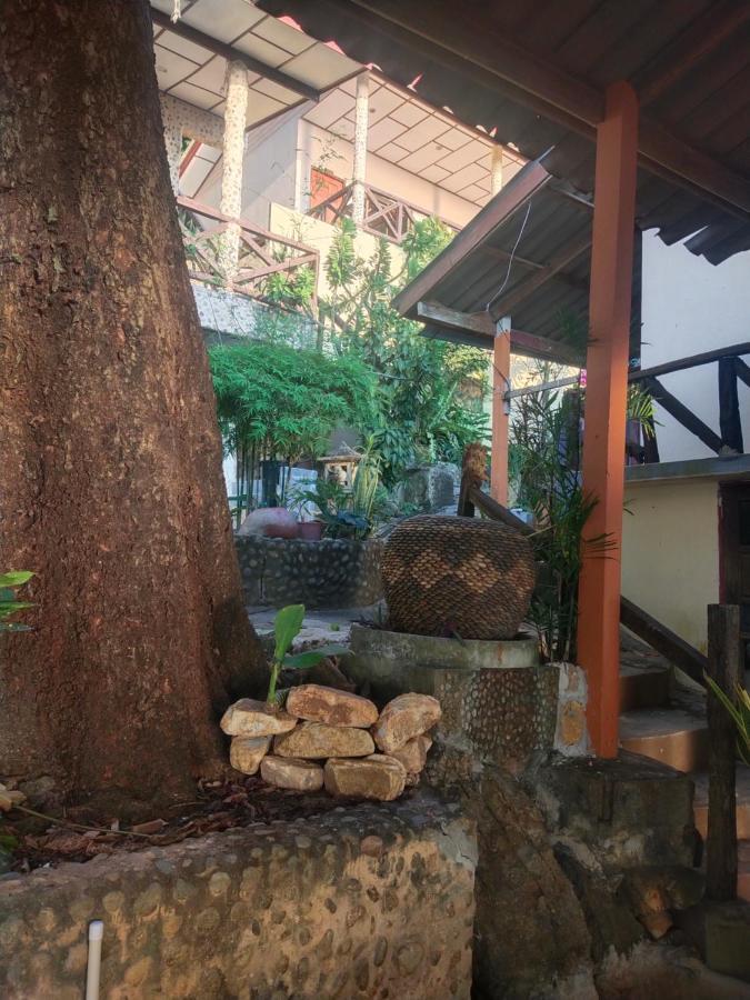 ロック サンド リゾート トラート エクステリア 写真